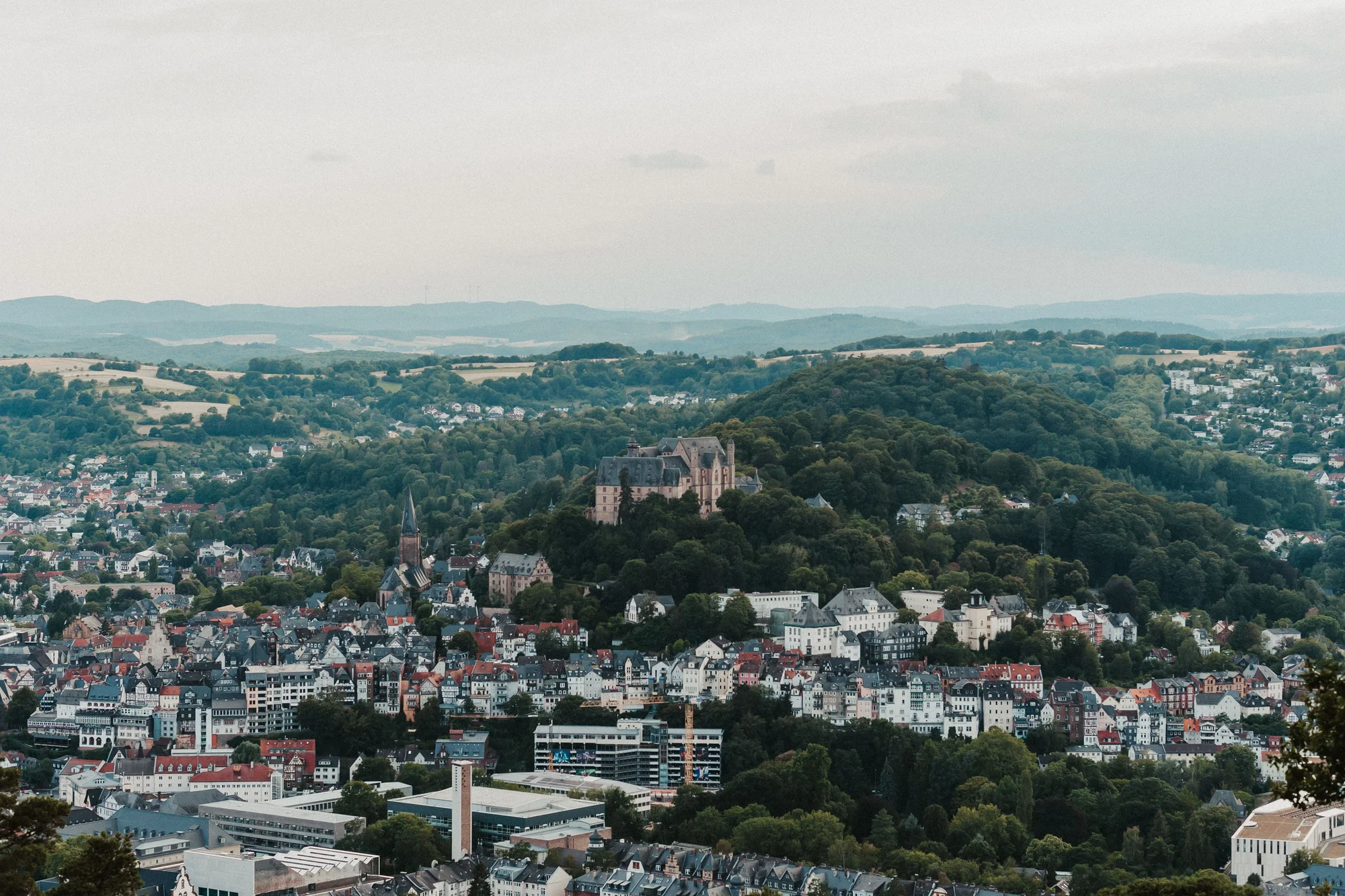 Campus der Philipps-Universität Marburg – Zahnmedizinstudium in Marburg